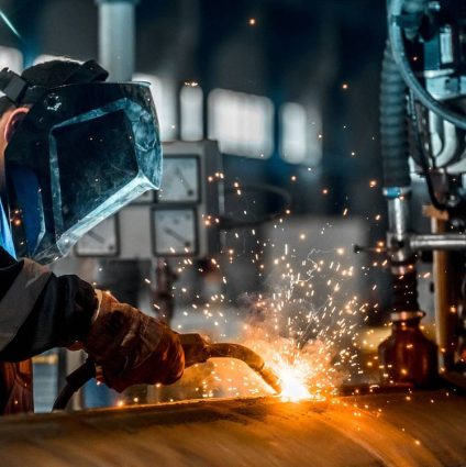 https://redsteel.pt/wp-content/uploads/2019/08/serv4.2-img30-1-424x425.jpg